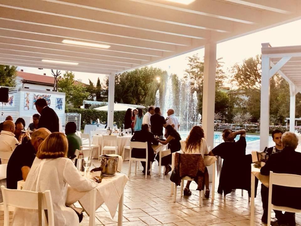 Hotel Santacroce Meeting Sulmona Exteriér fotografie