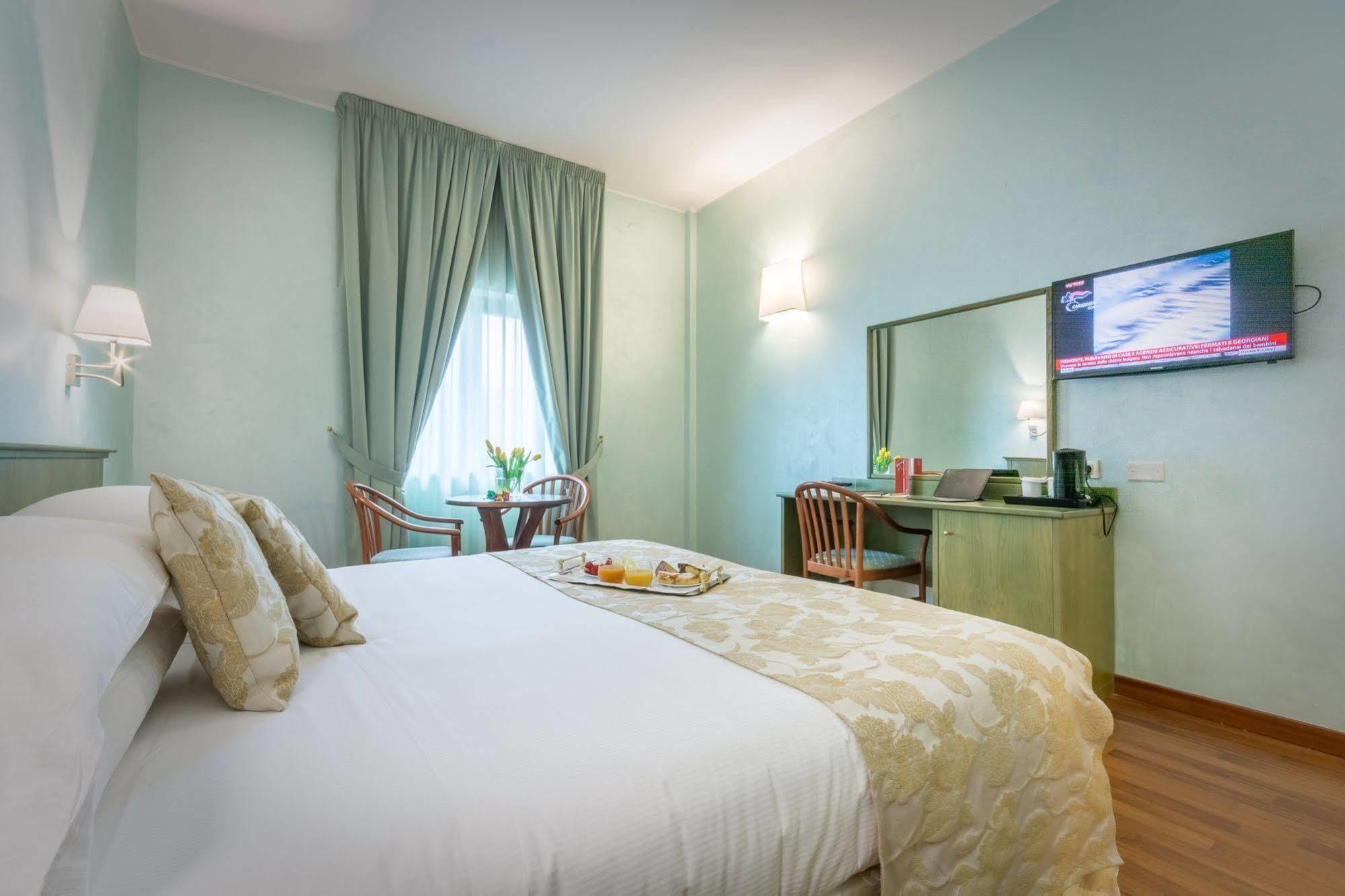 Hotel Santacroce Meeting Sulmona Exteriér fotografie